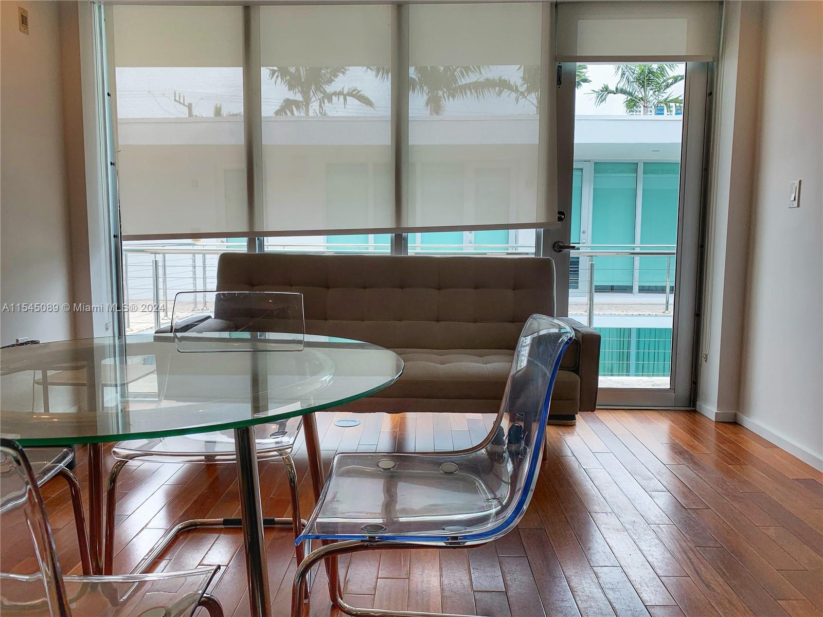 1601 west # 212