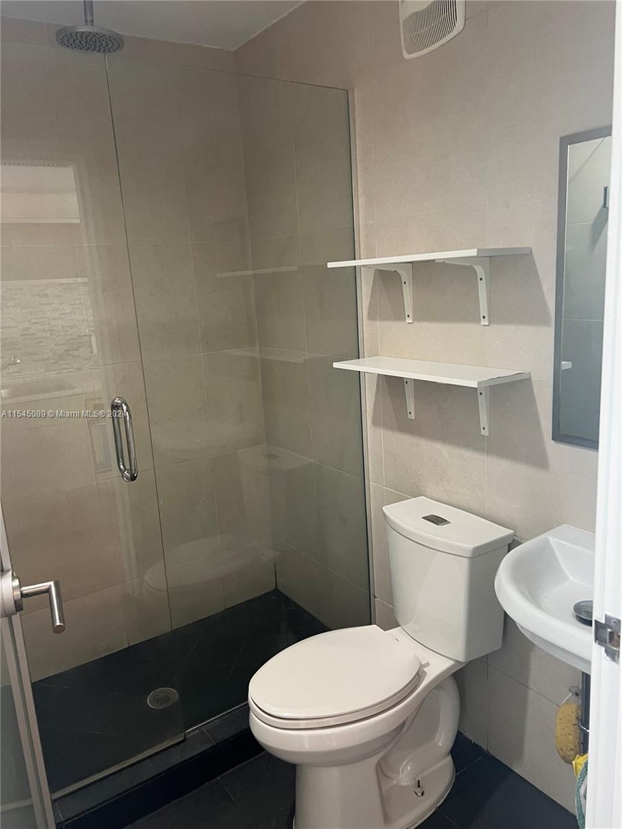 1601 west # 212