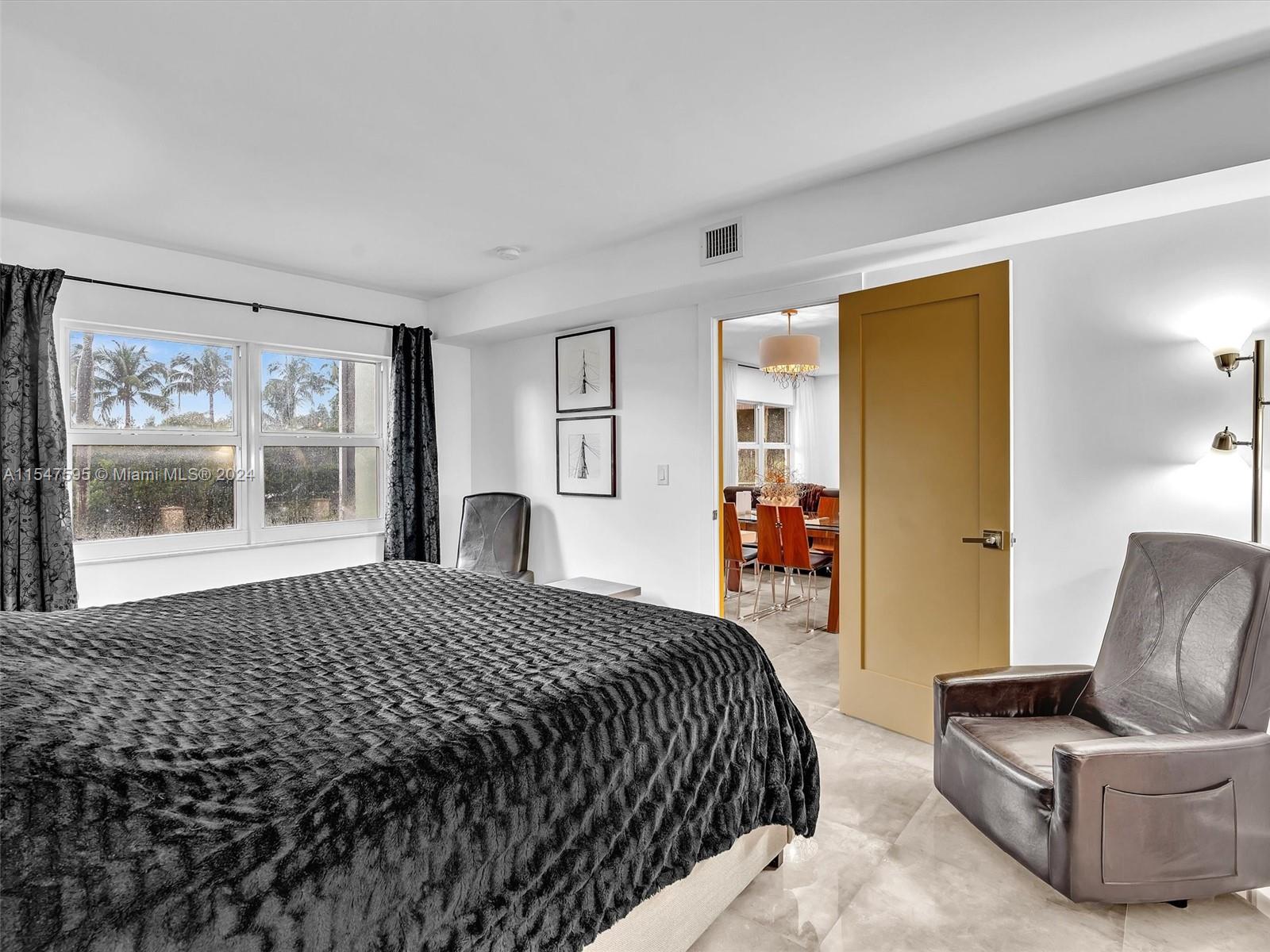 400 Diplomat Pkwy # 211