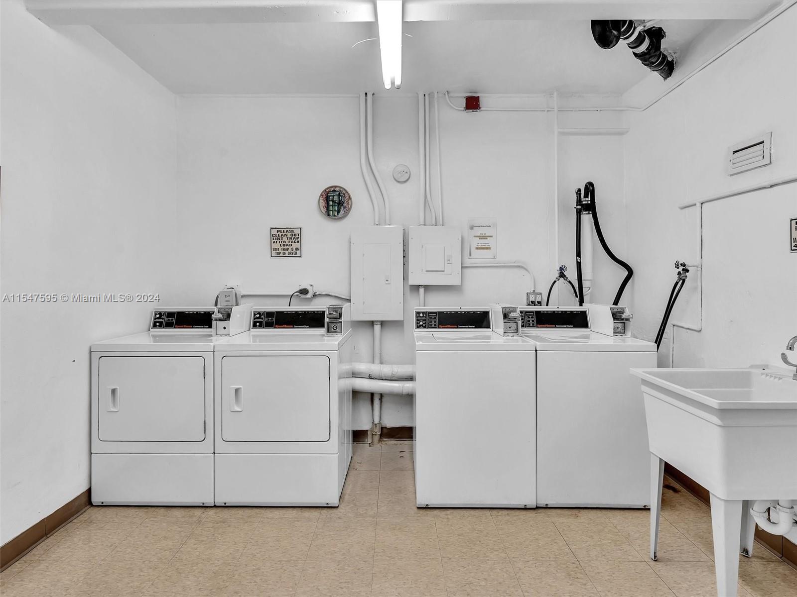 400 Diplomat Pkwy # 211