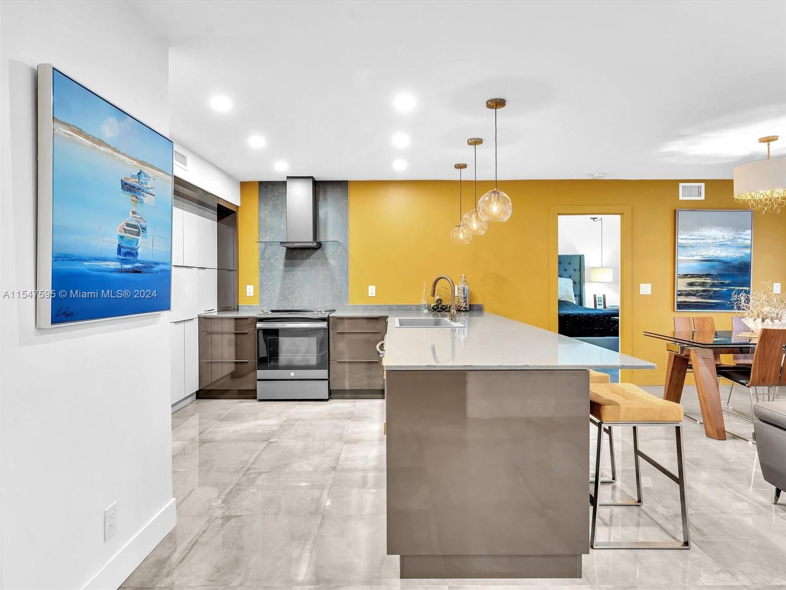 400 Diplomat Pkwy # 211