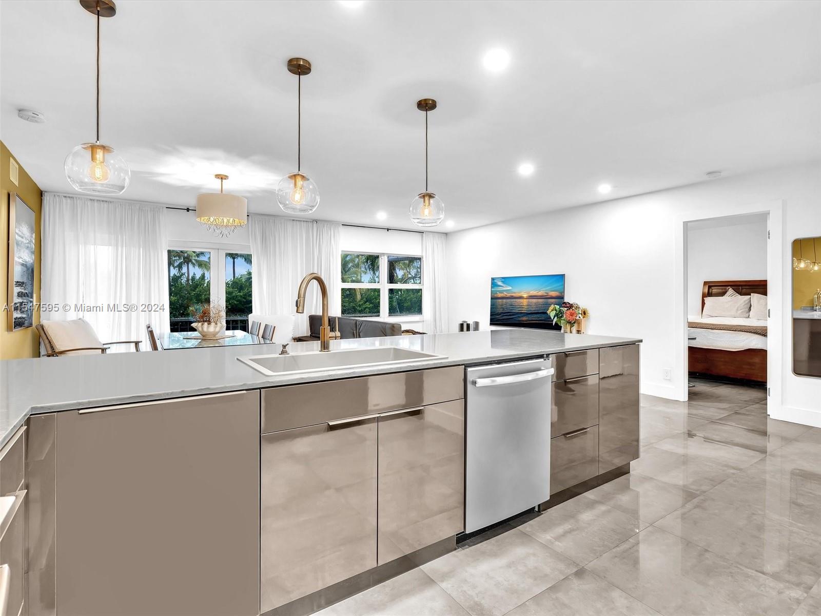 400 Diplomat Pkwy # 211