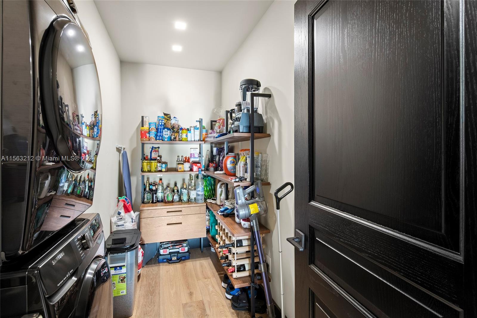 2409 NE 18th Ave