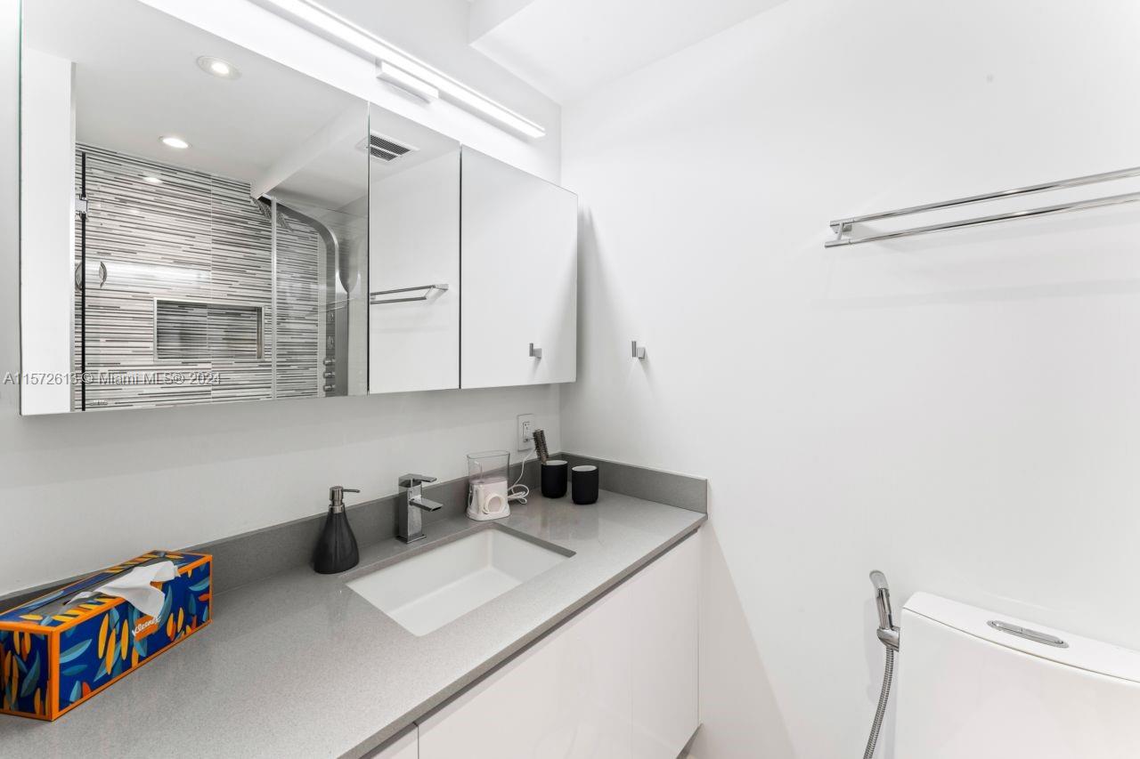 9 Island Ave # 1402