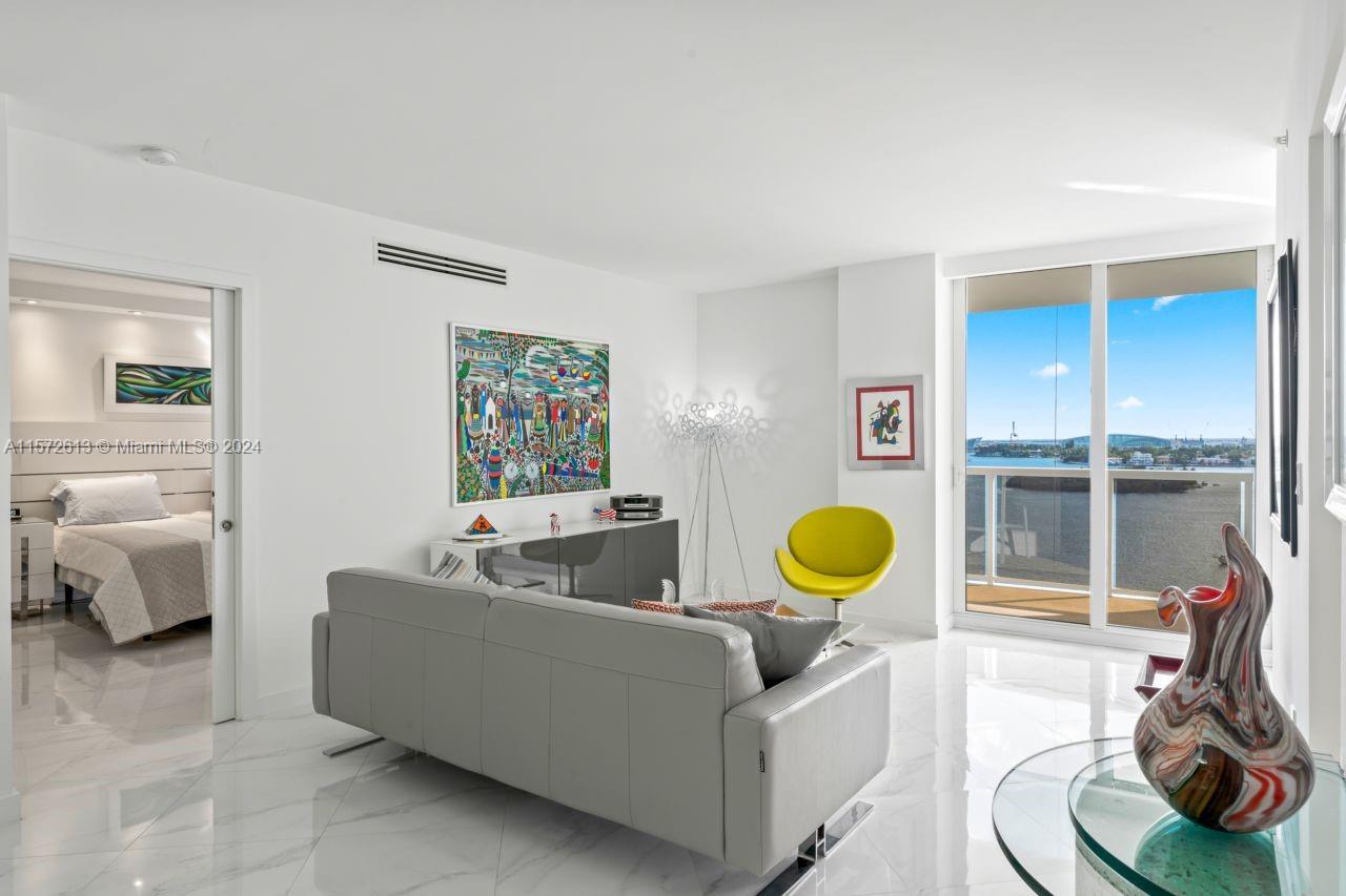 9 Island Ave # 1402