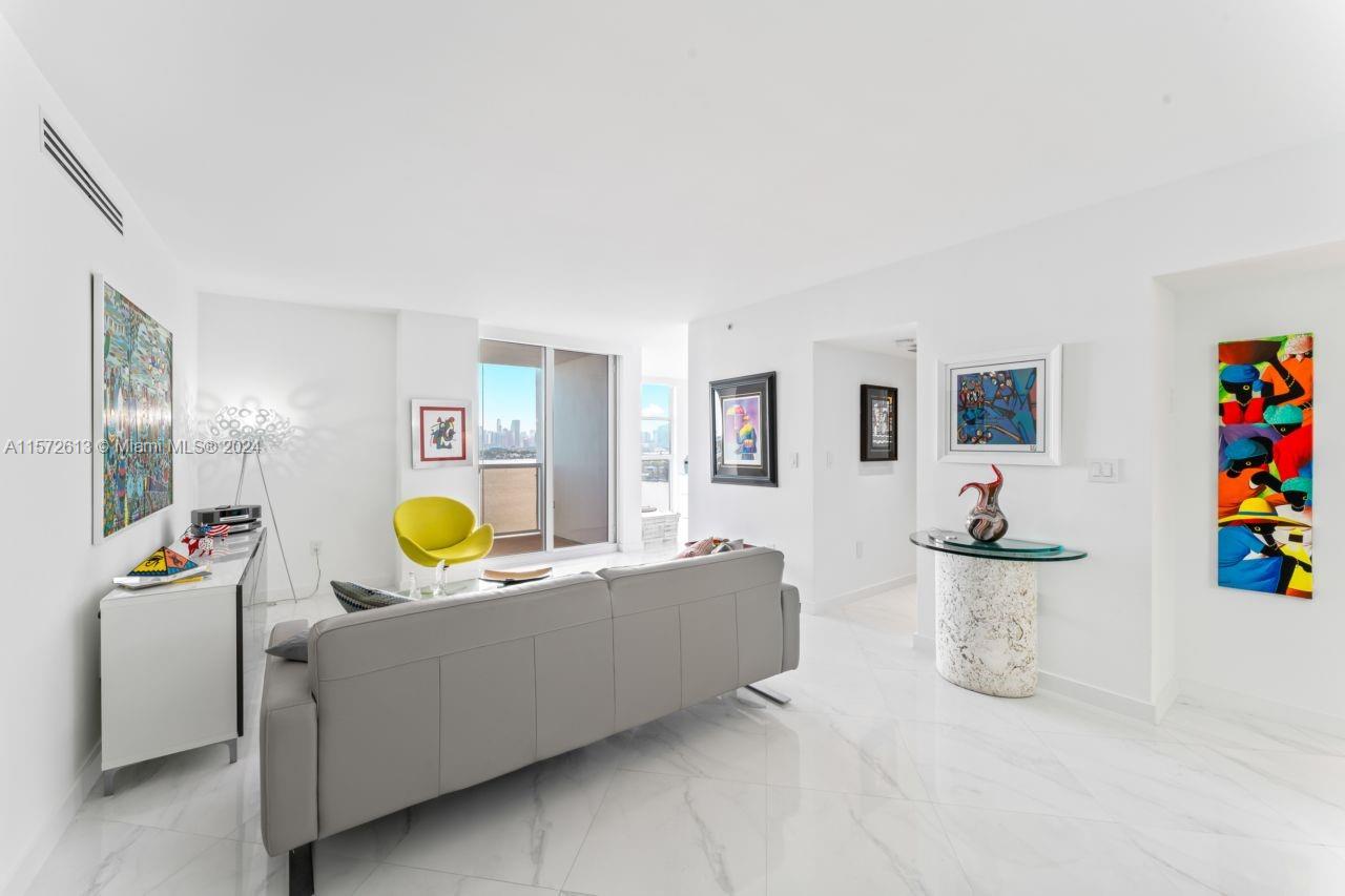 9 Island Ave # 1402