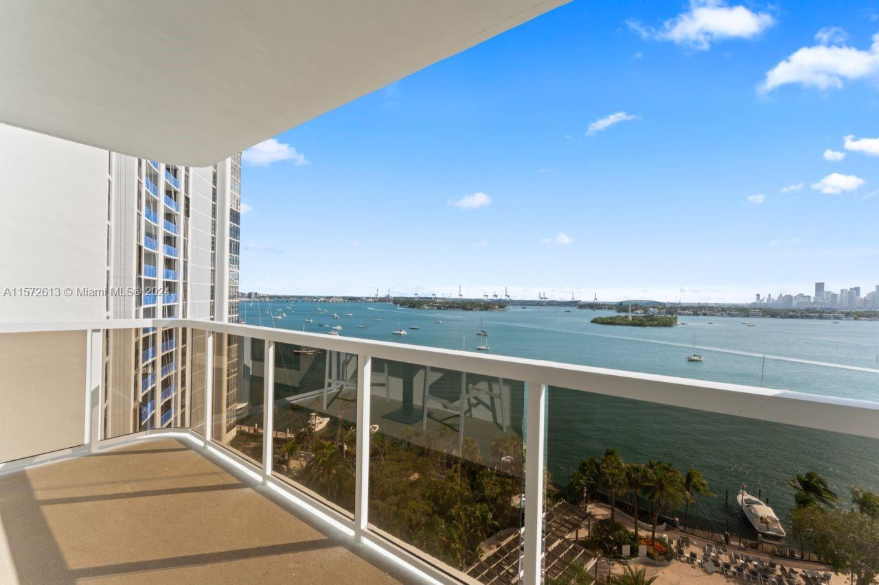 9 Island Ave # 1402