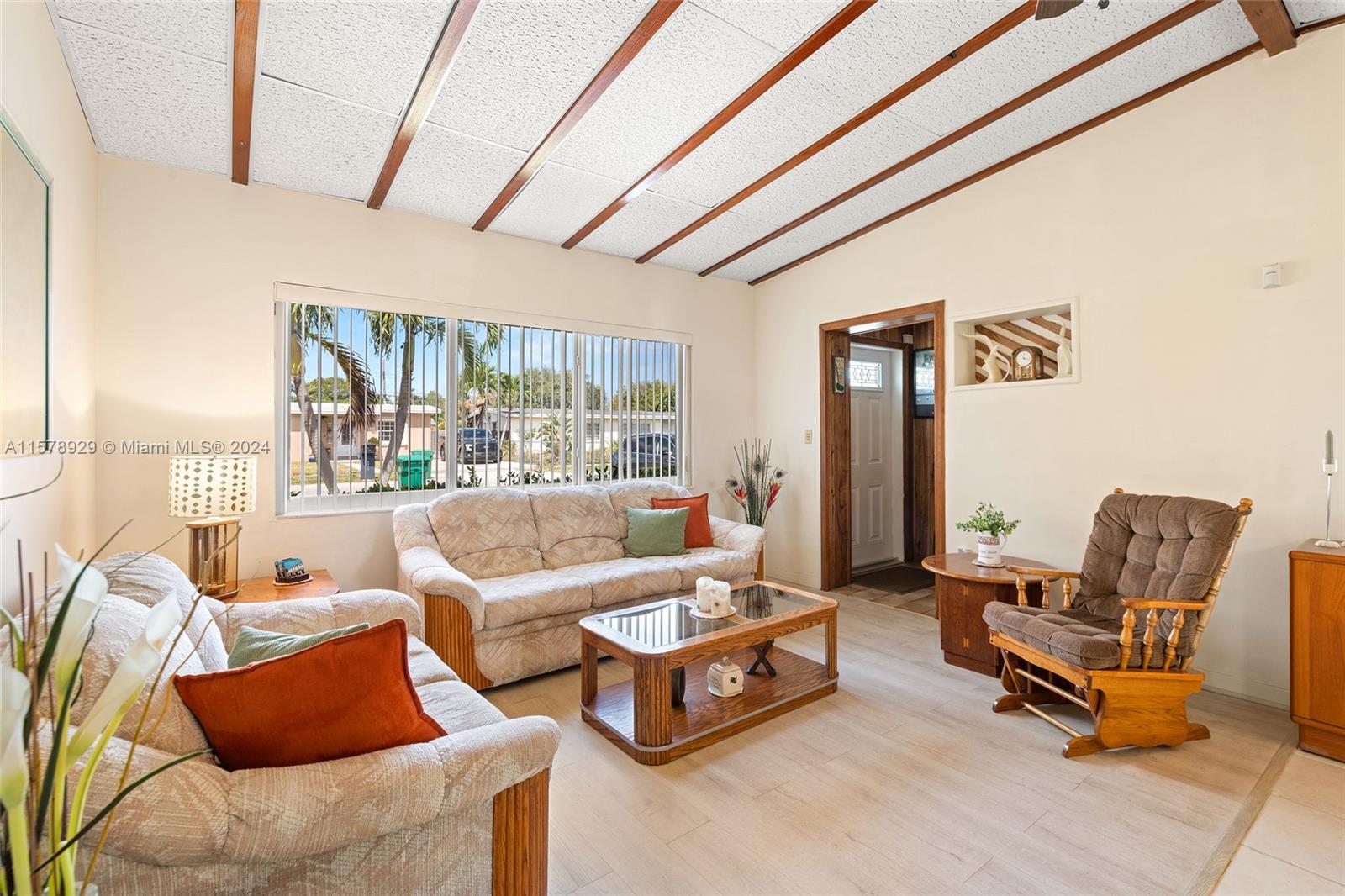 3331 SW 105th Ave