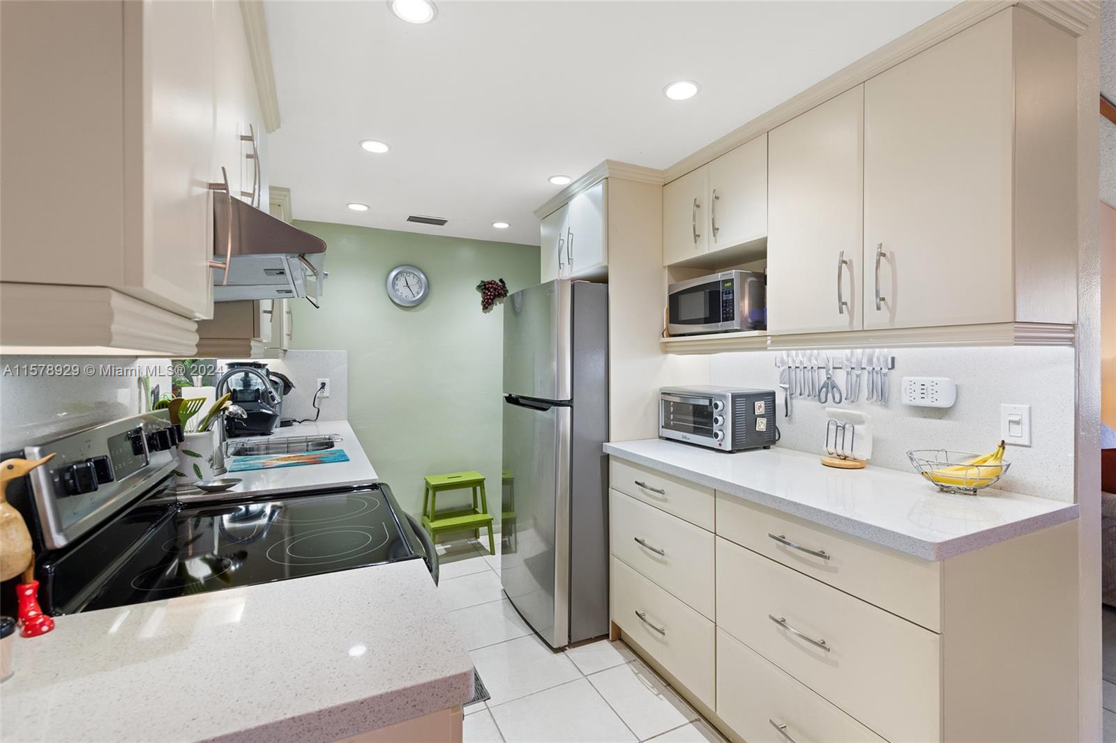 3331 SW 105th Ave