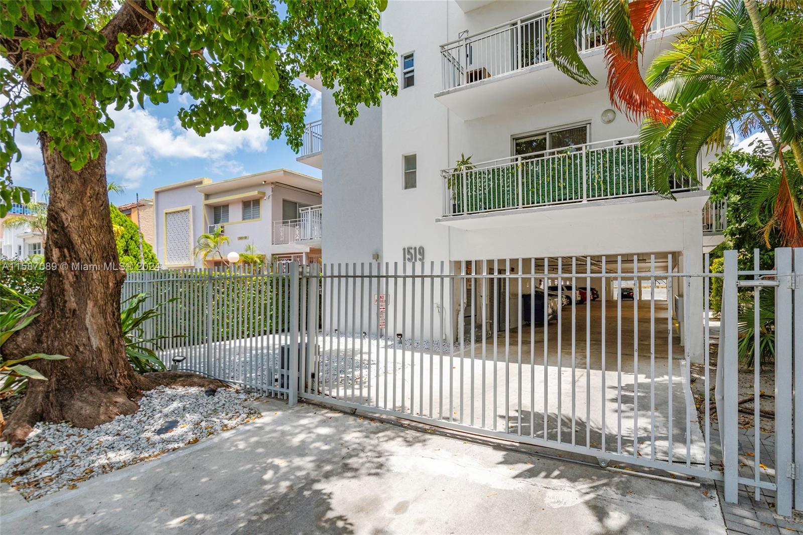 1519 Drexel Ave # 402
