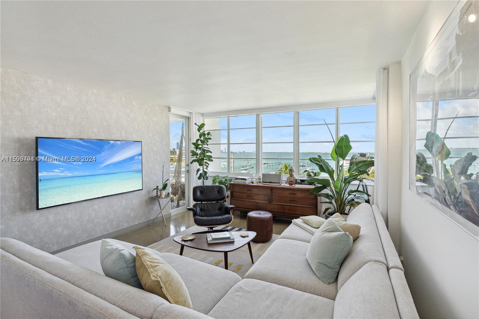 1670 lincoln Ct Unit: PH7E