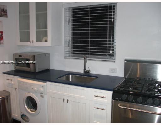 1616 Euclid Ave # 9