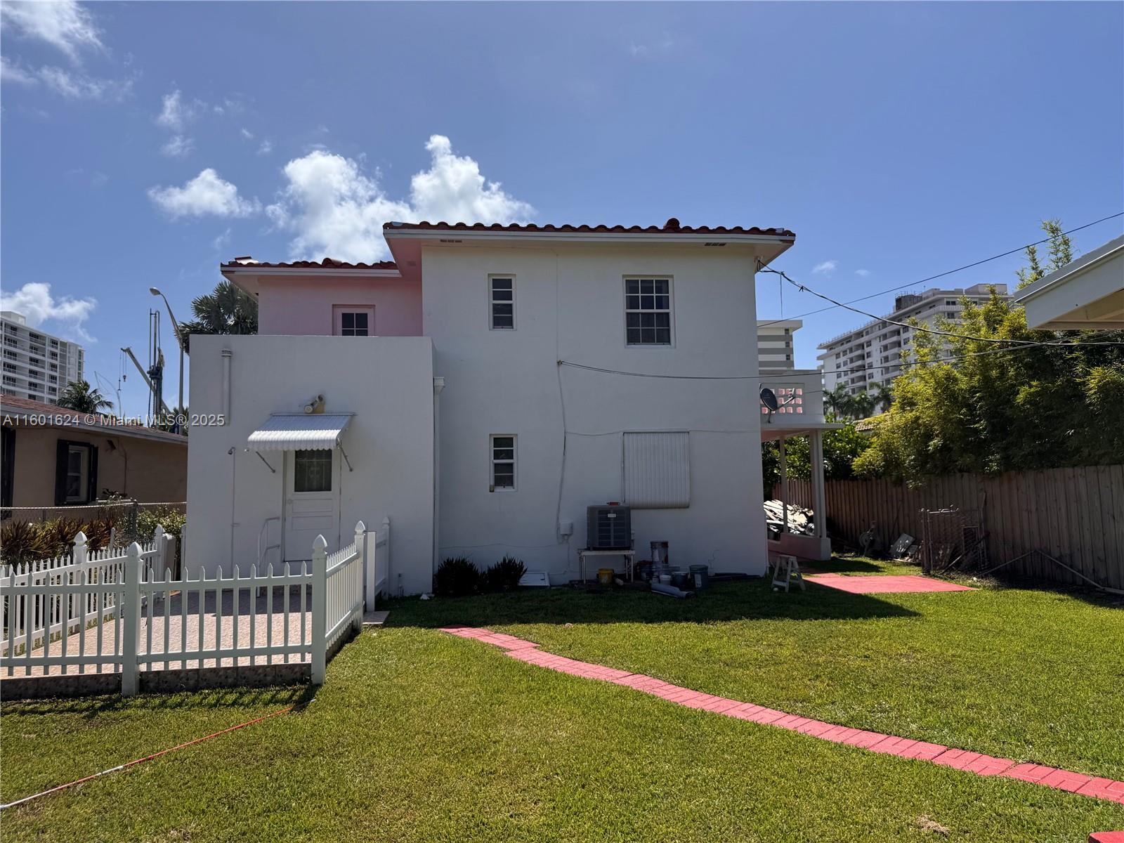 9280 Harding Ave