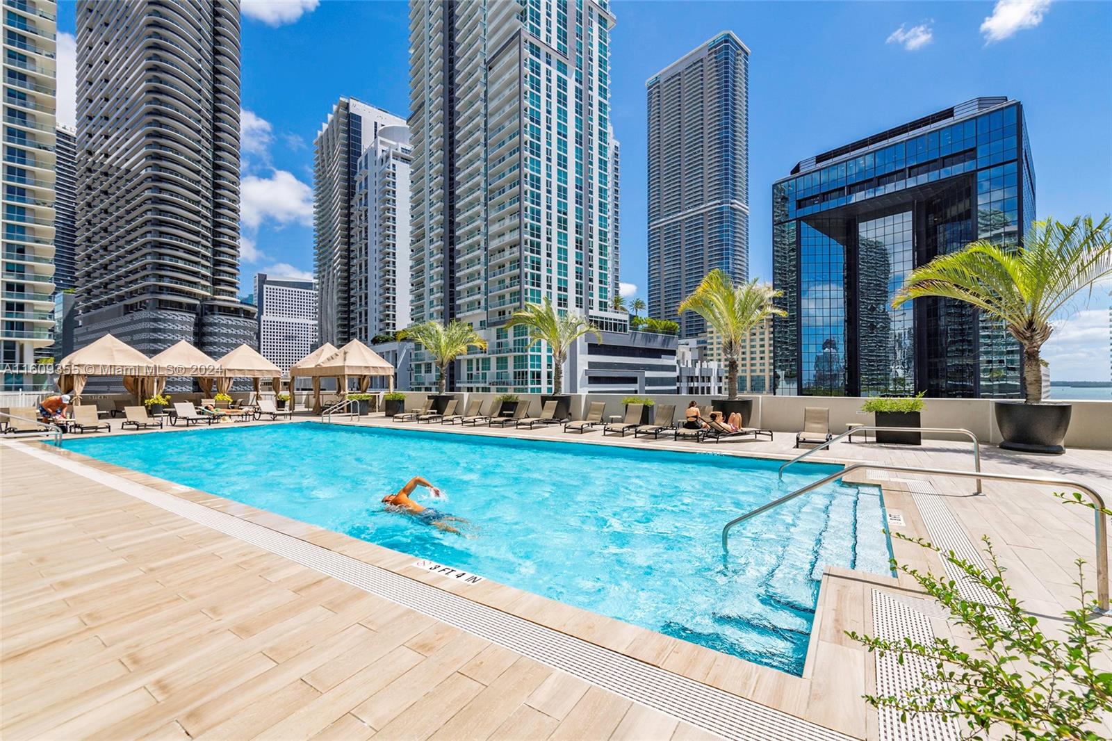 1250 S Miami Ave Unit: 807