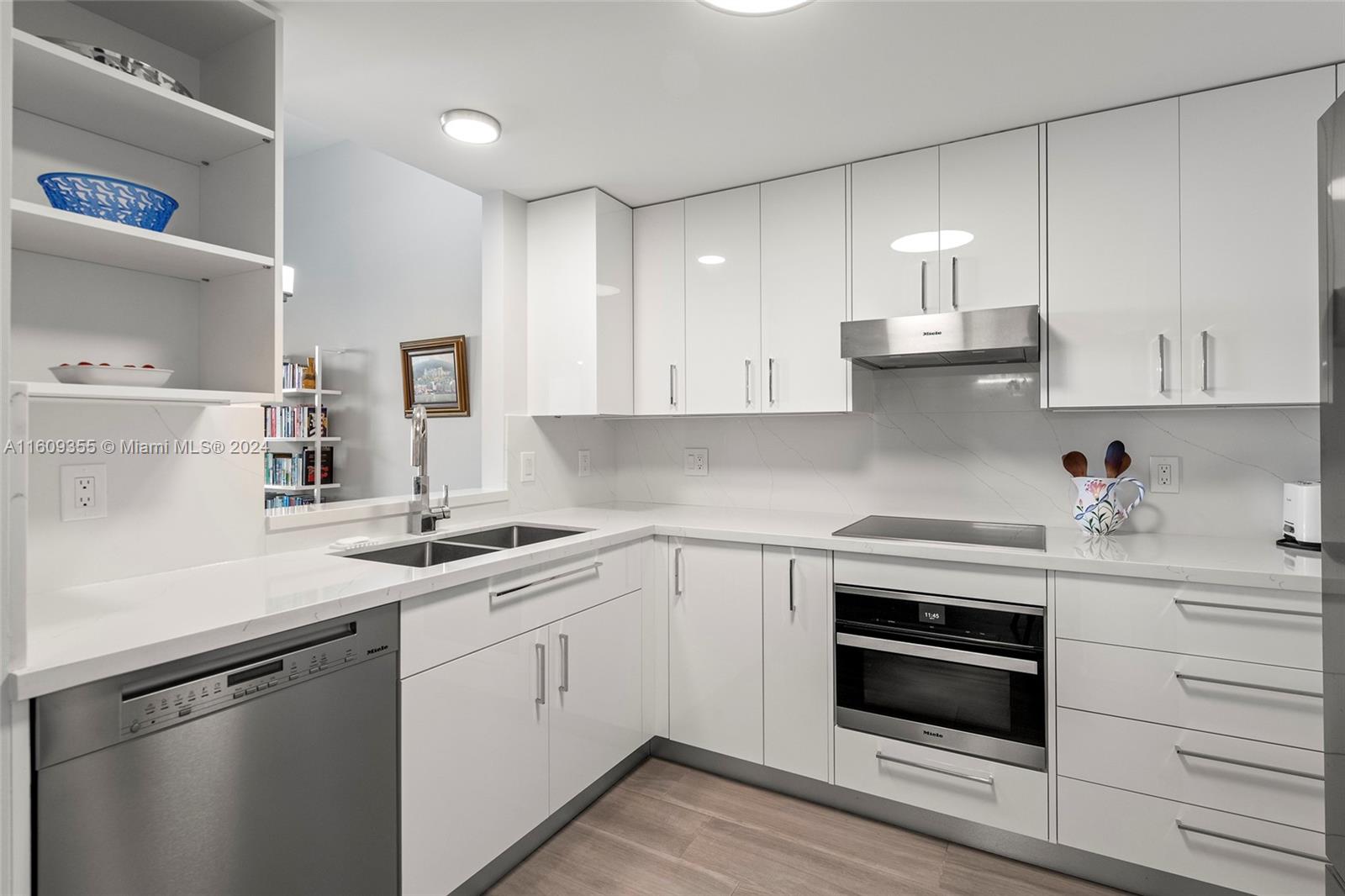 1250 S Miami Ave Unit: 807