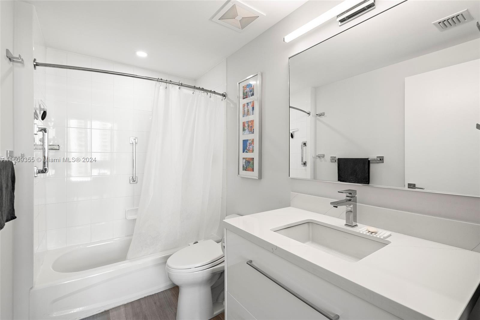 1250 S Miami Ave Unit: 807