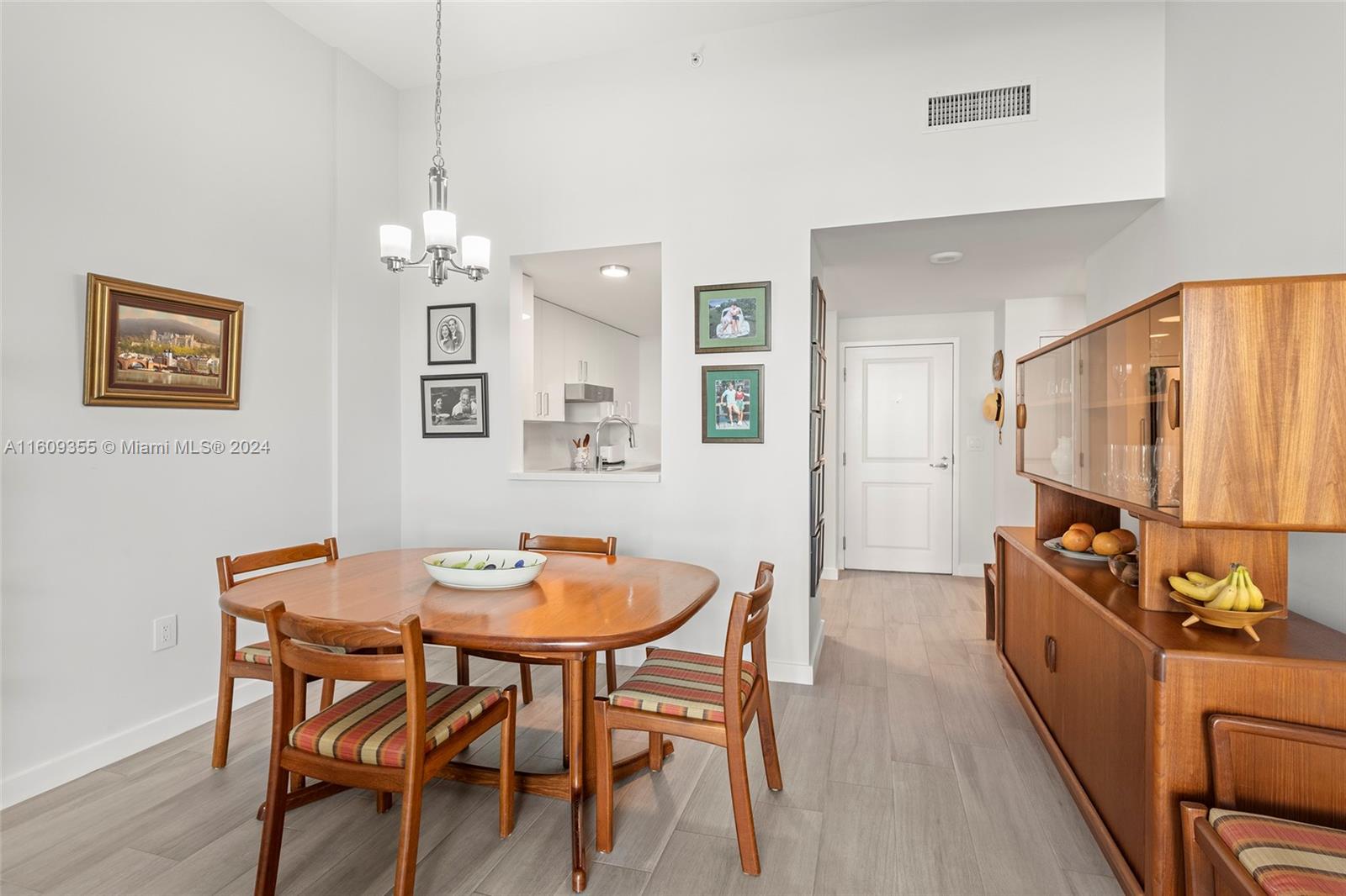 1250 S Miami Ave Unit: 807