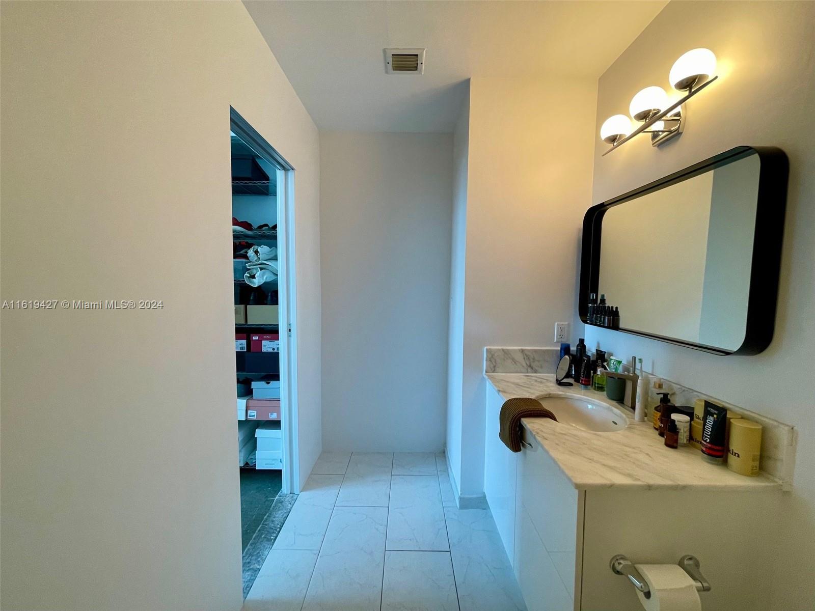 133 NE 2nd Ave # 3019