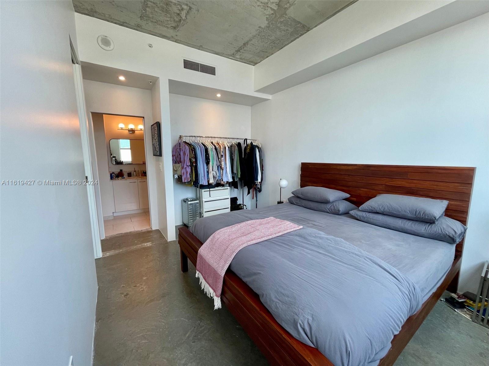 133 NE 2nd Ave # 3019