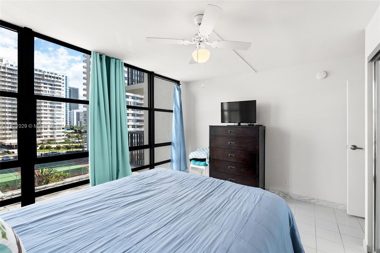 2017 S Ocean Dr # 701