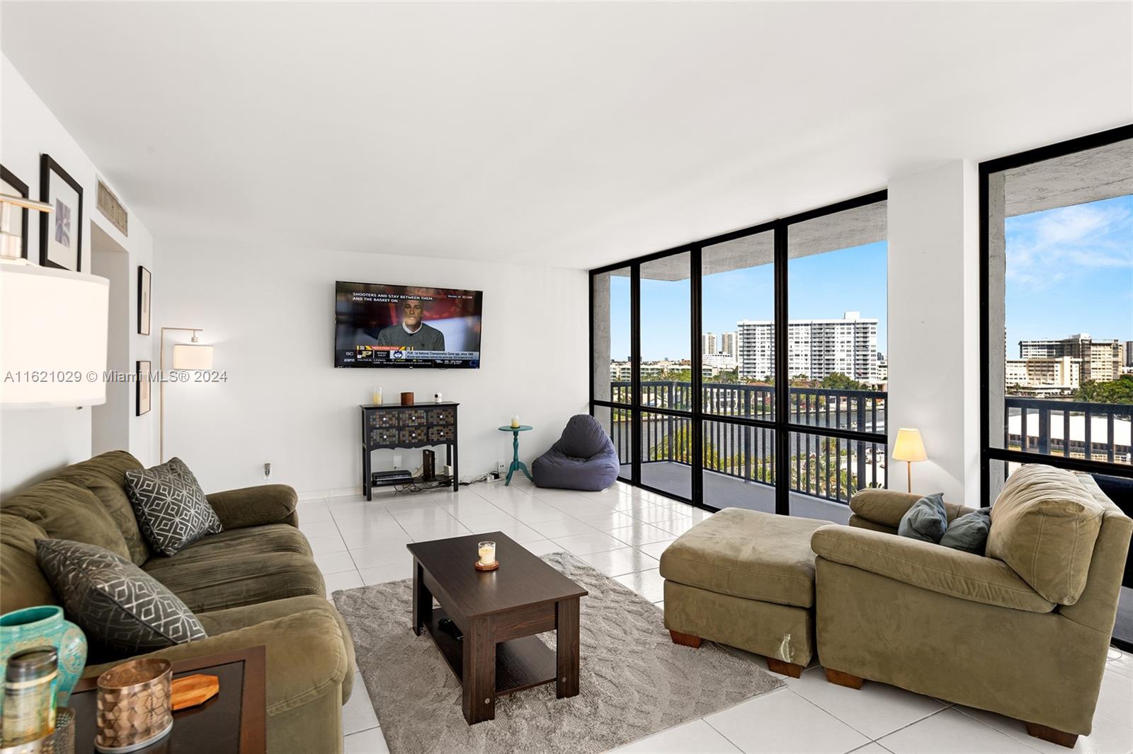 2017 S Ocean Dr # 701