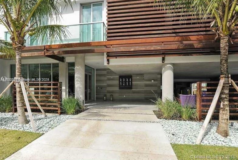1215 West Ave # 205