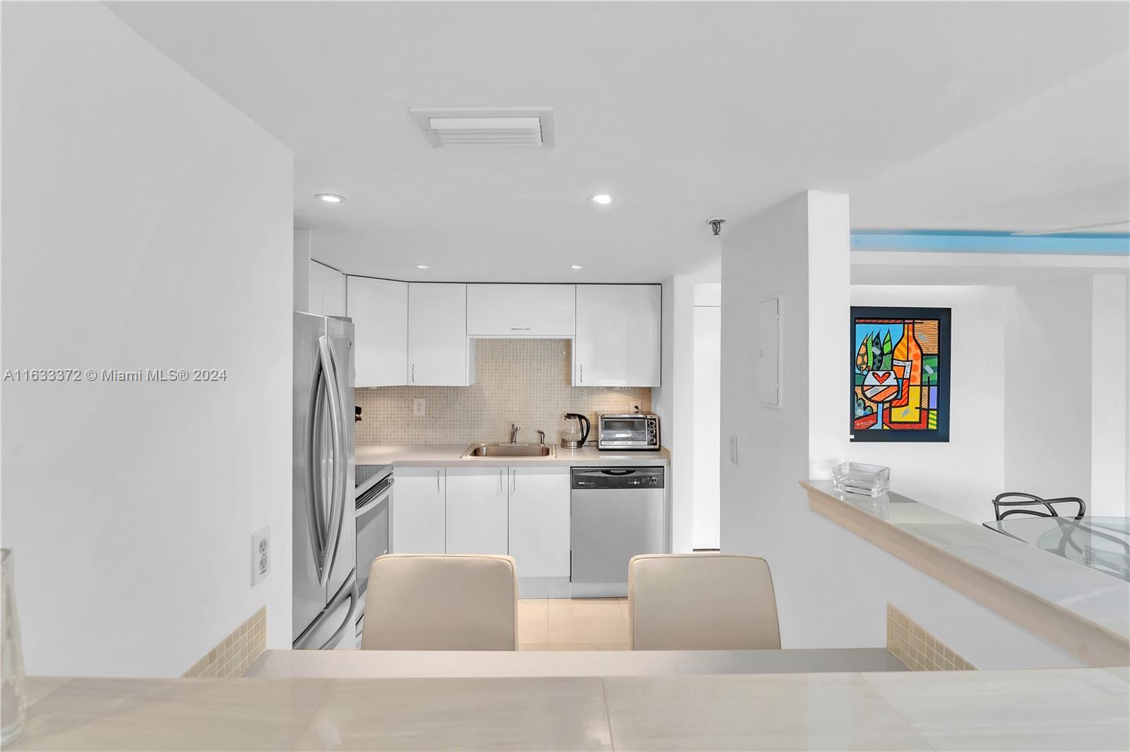 1775 Washington Ave # 9B