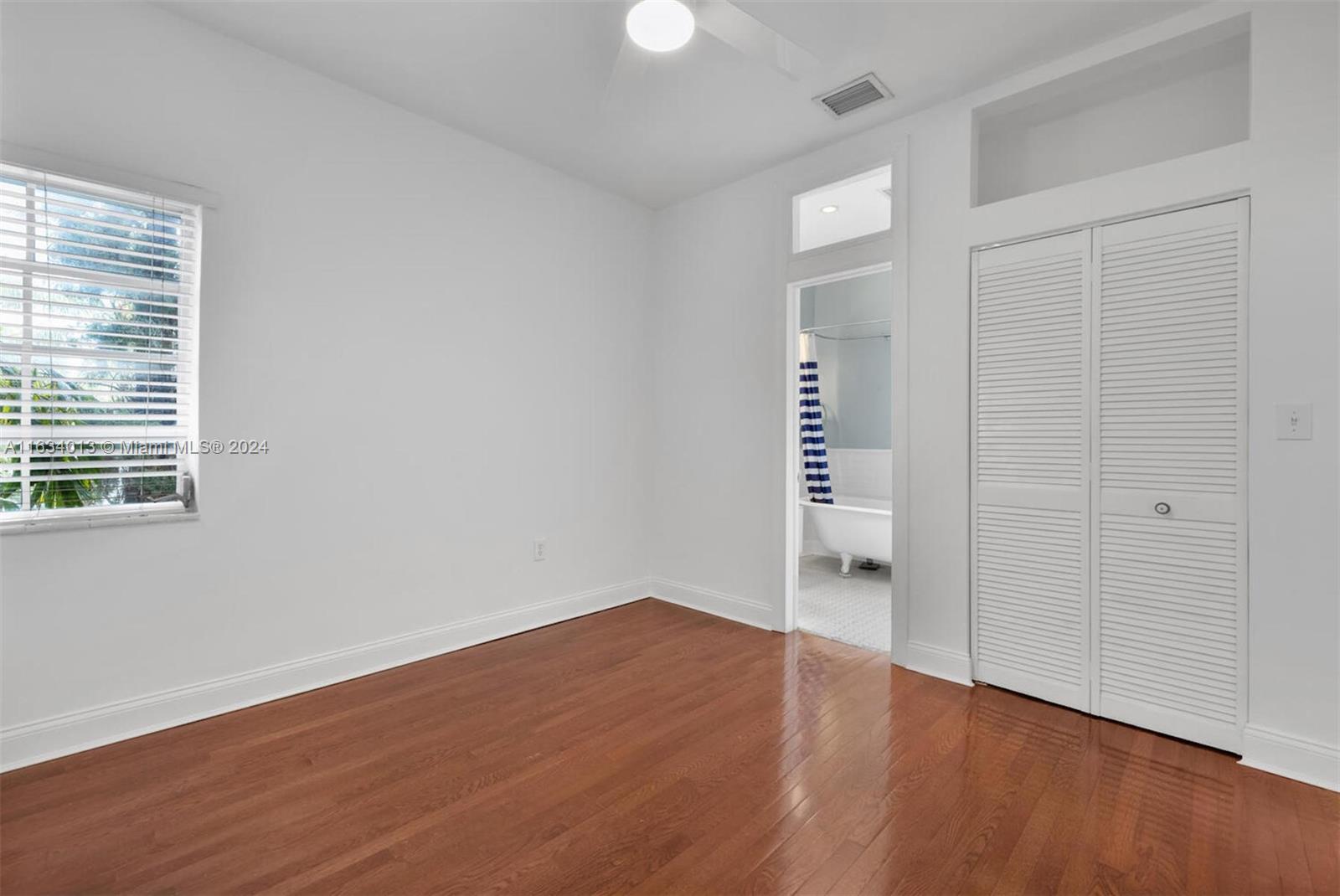 305 Jefferson Ave # 3