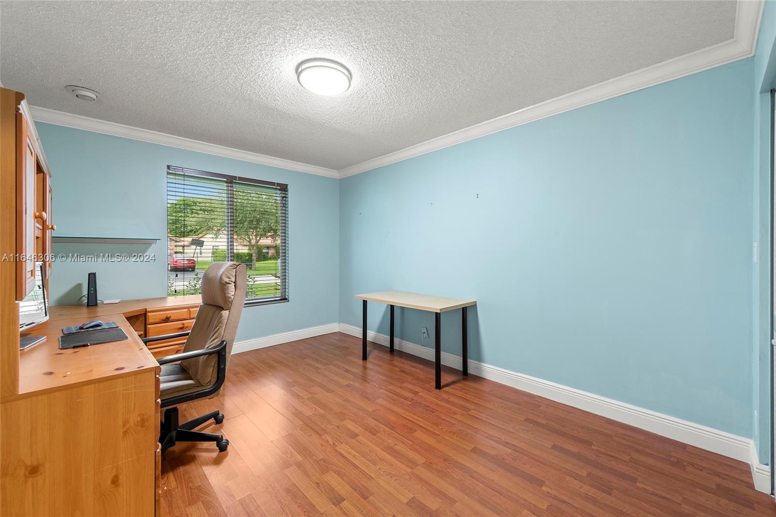 320 NW 107th Ave