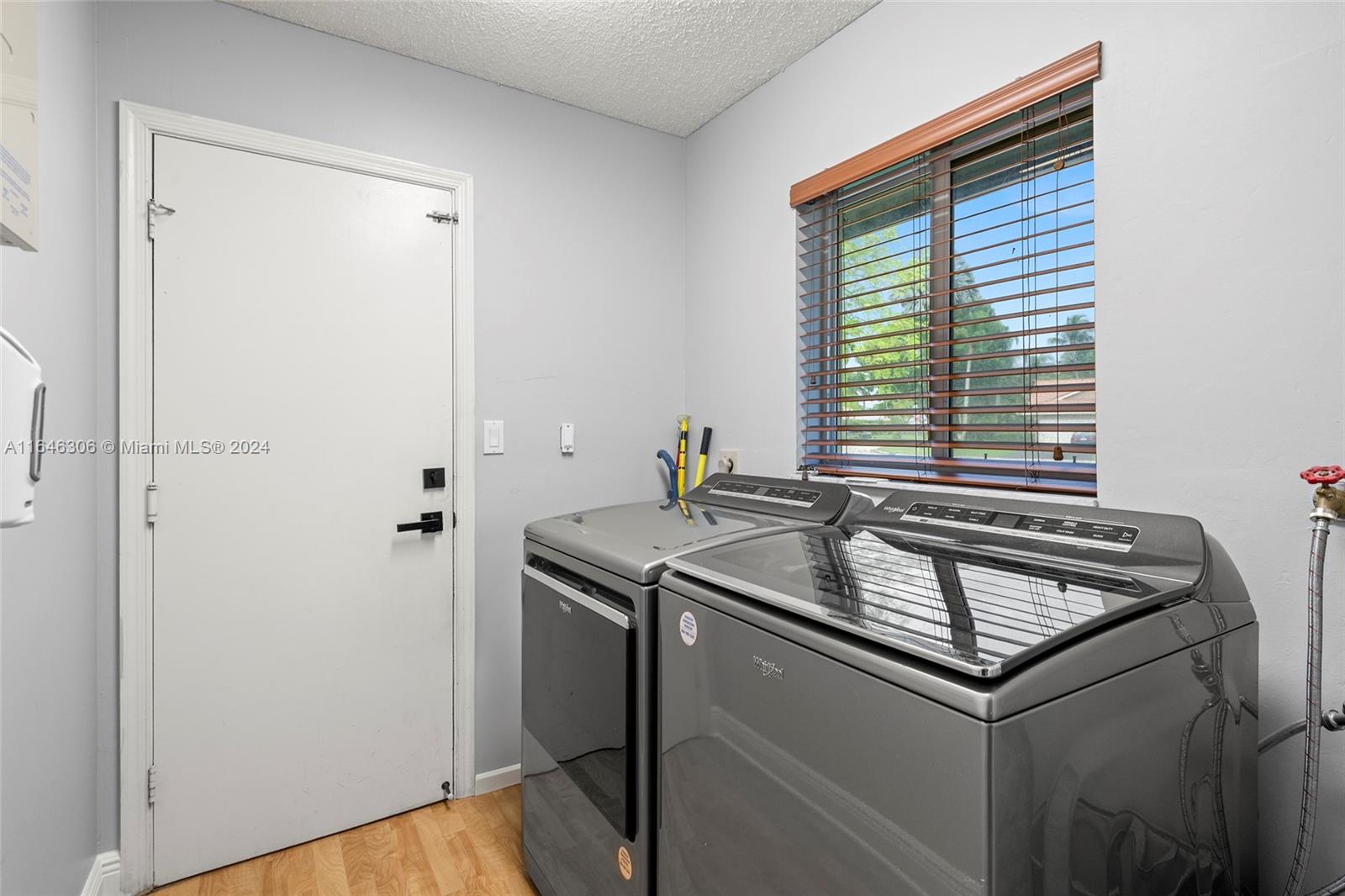 320 NW 107th Ave