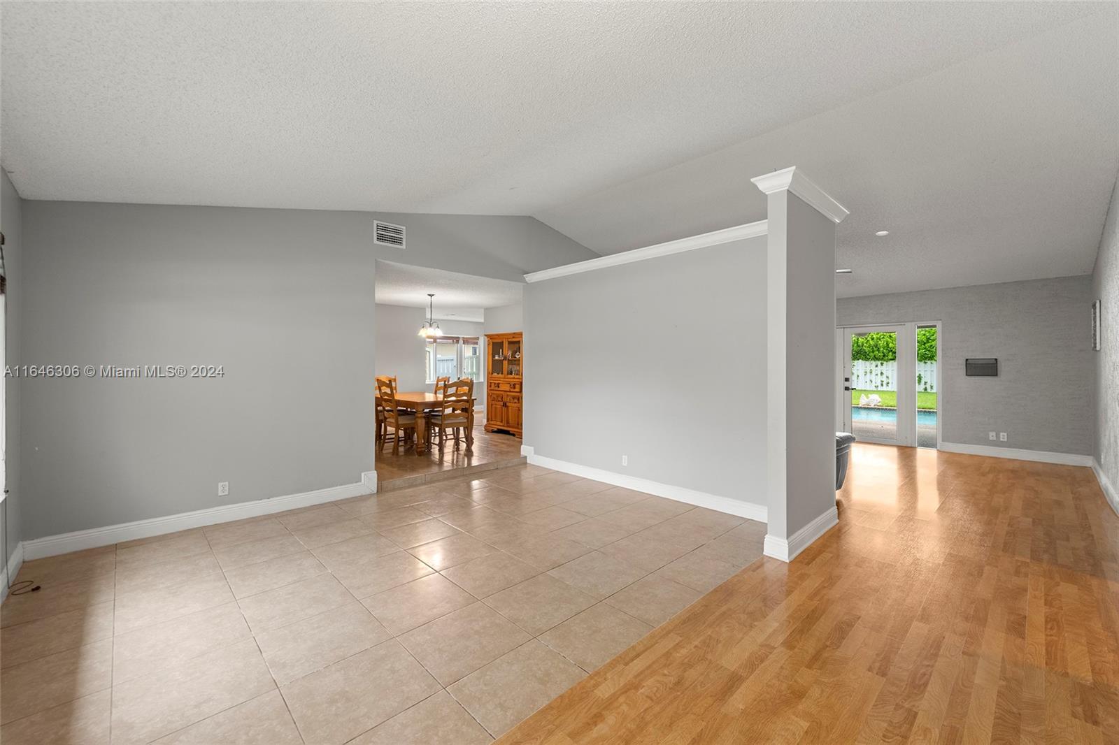 320 NW 107th Ave