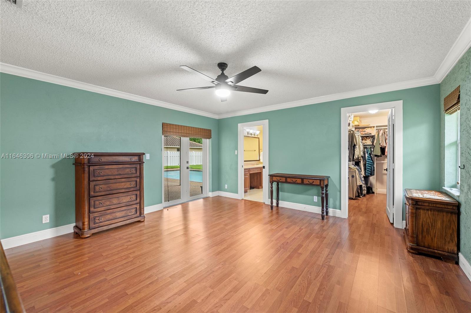 320 NW 107th Ave