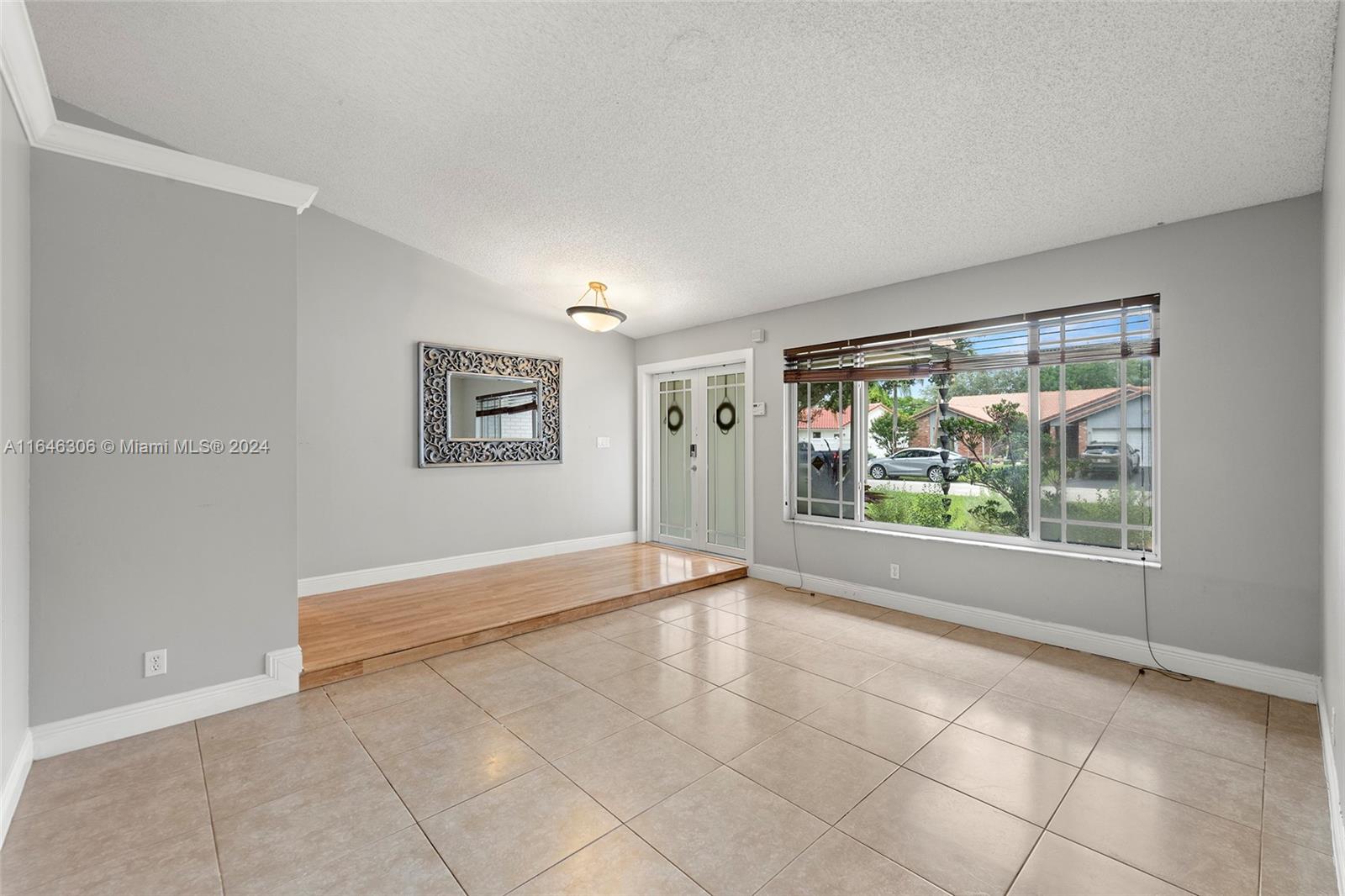 320 NW 107th Ave