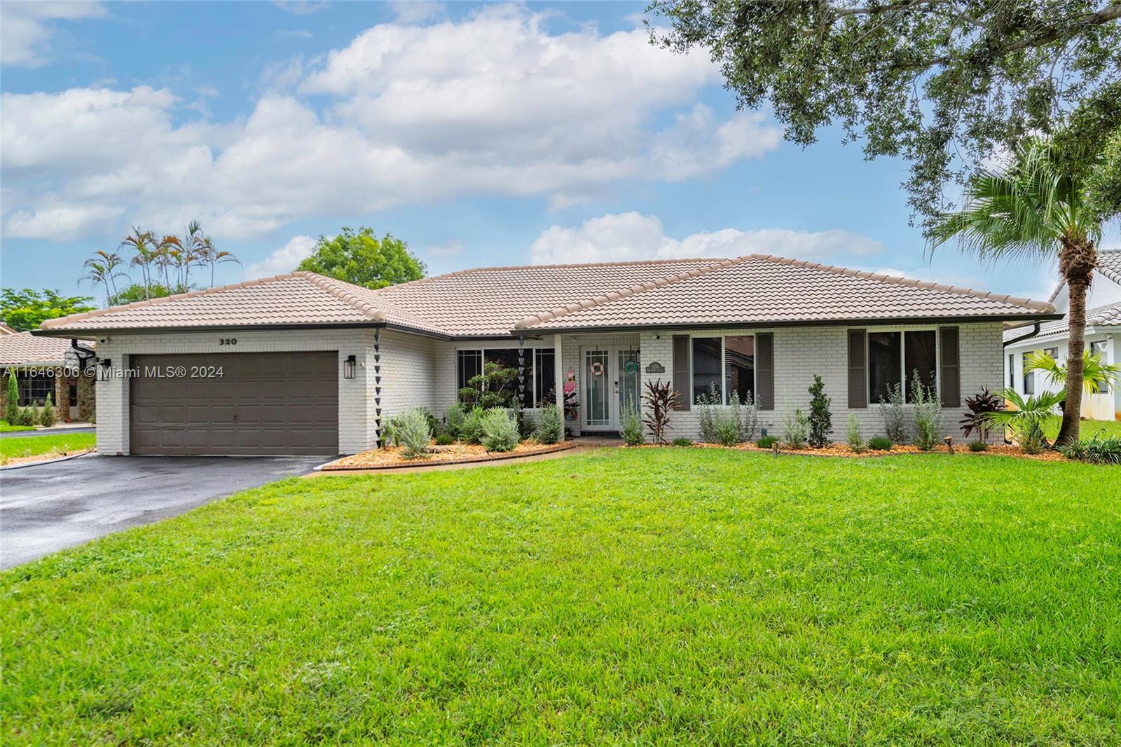 320 NW 107th Ave