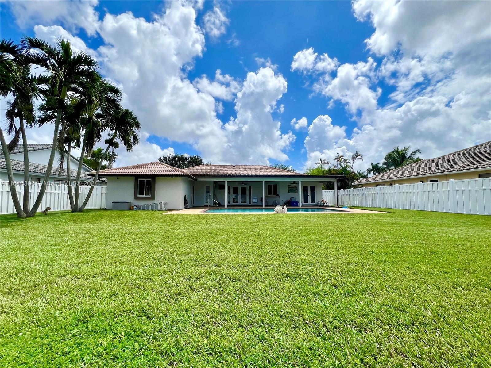 320 NW 107th Ave