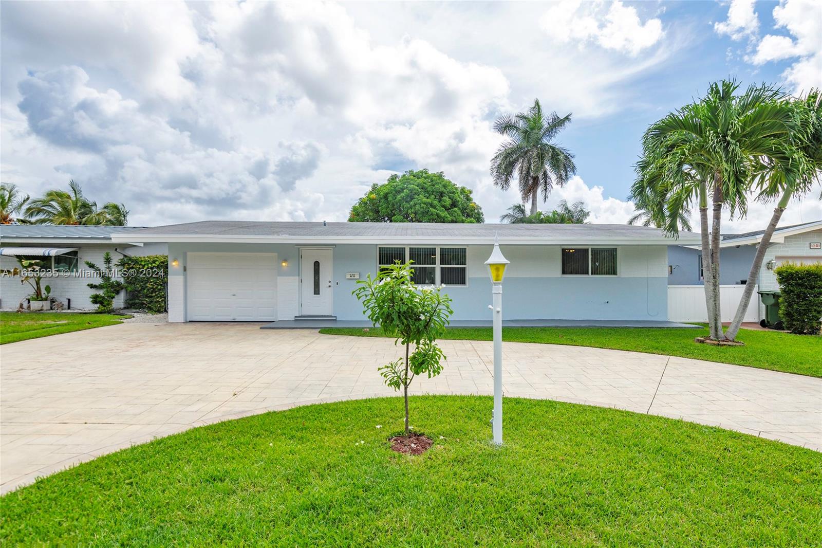 1211 NW 87th Way