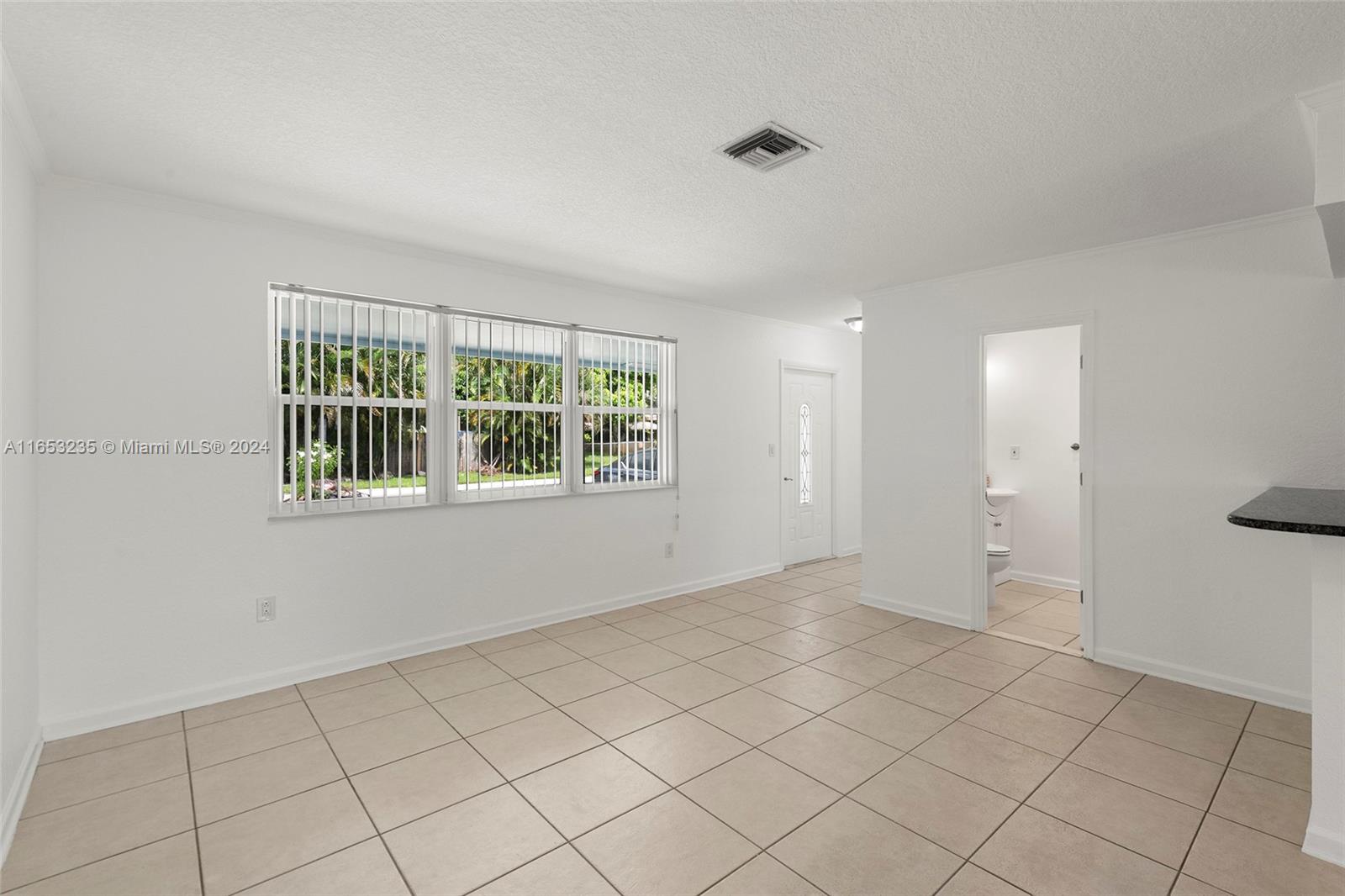 1211 NW 87th Way