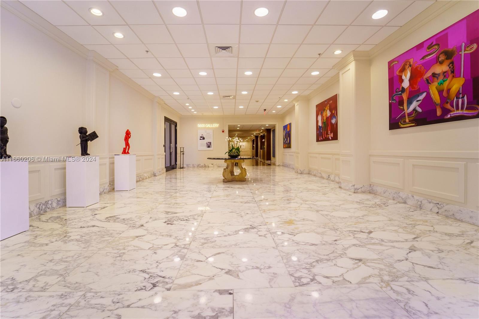 5600 Collins Ave # 16K