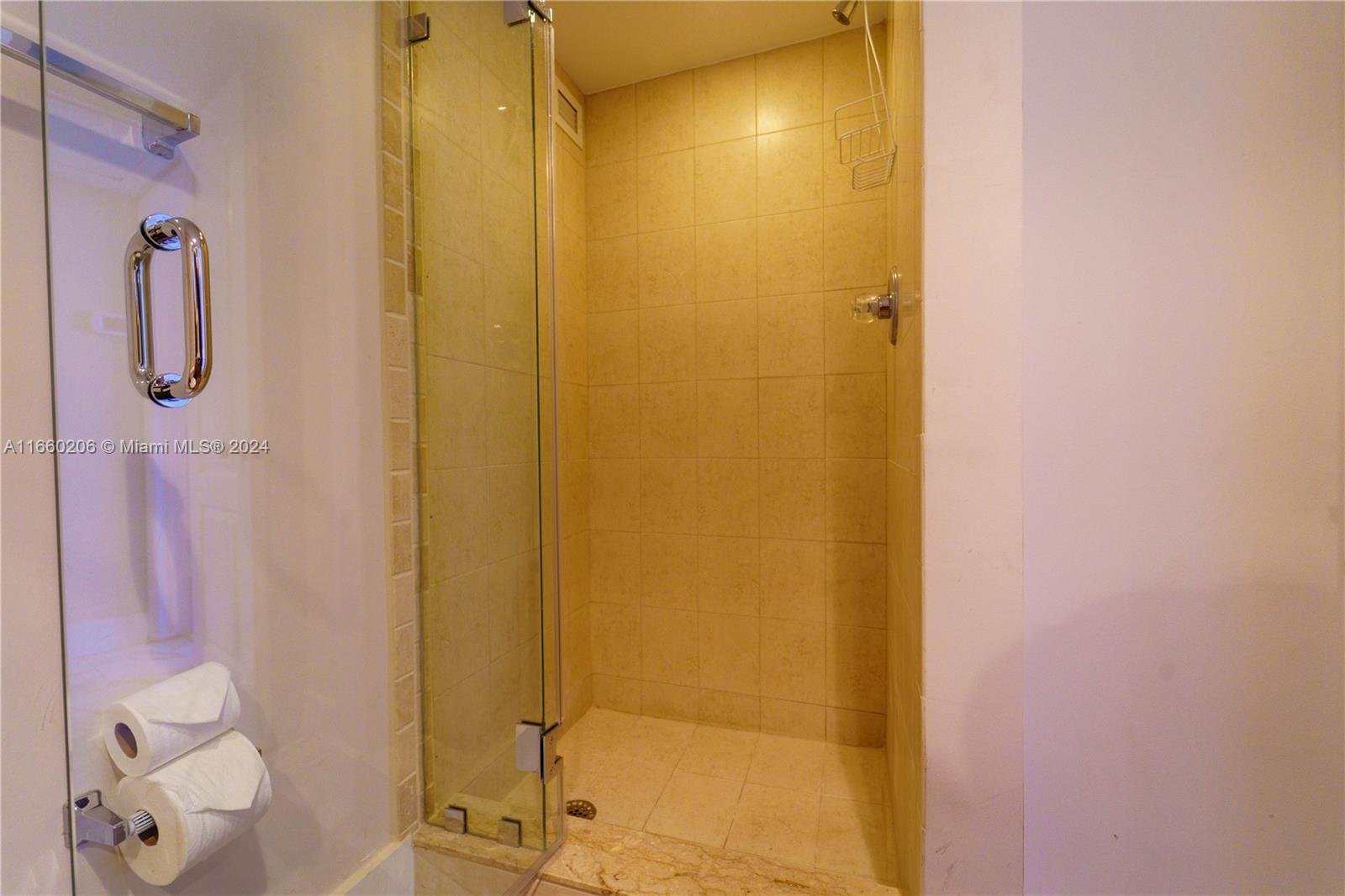 5600 Collins Ave # 16K