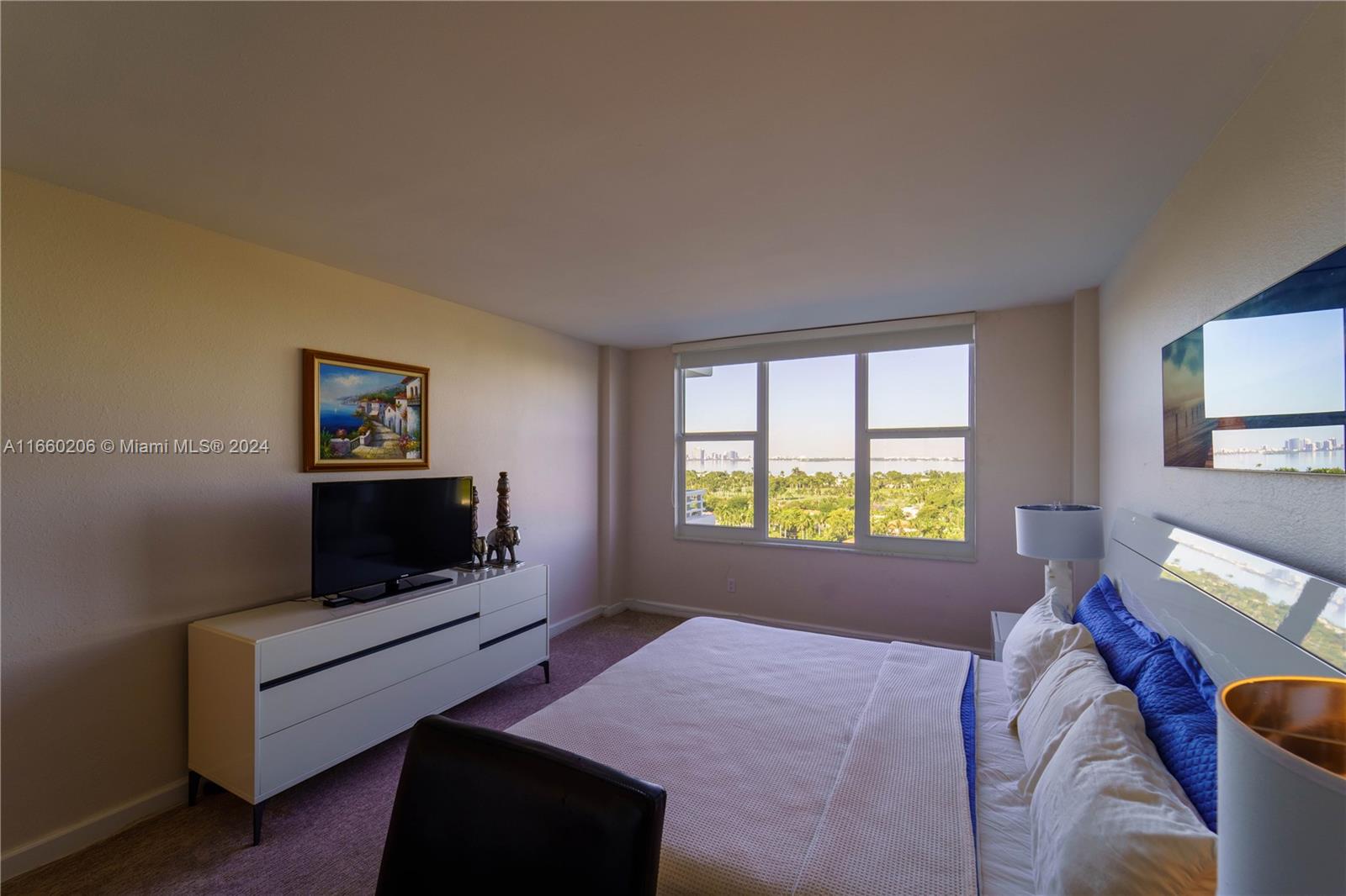 5600 Collins Ave # 16K