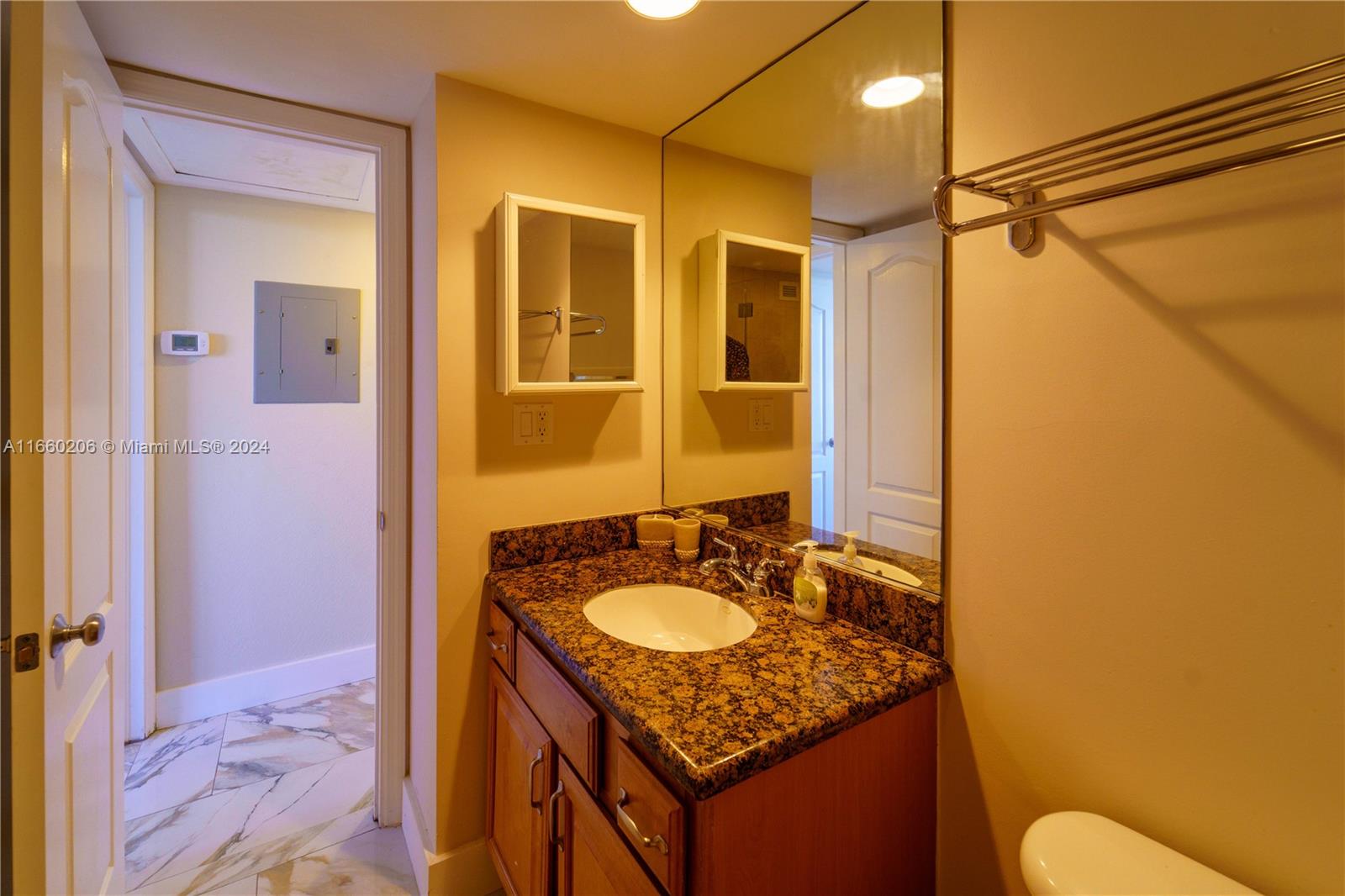 5600 Collins Ave # 16K
