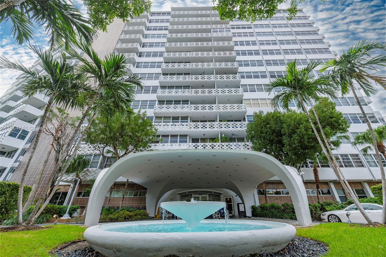 20 Island Ave # 308