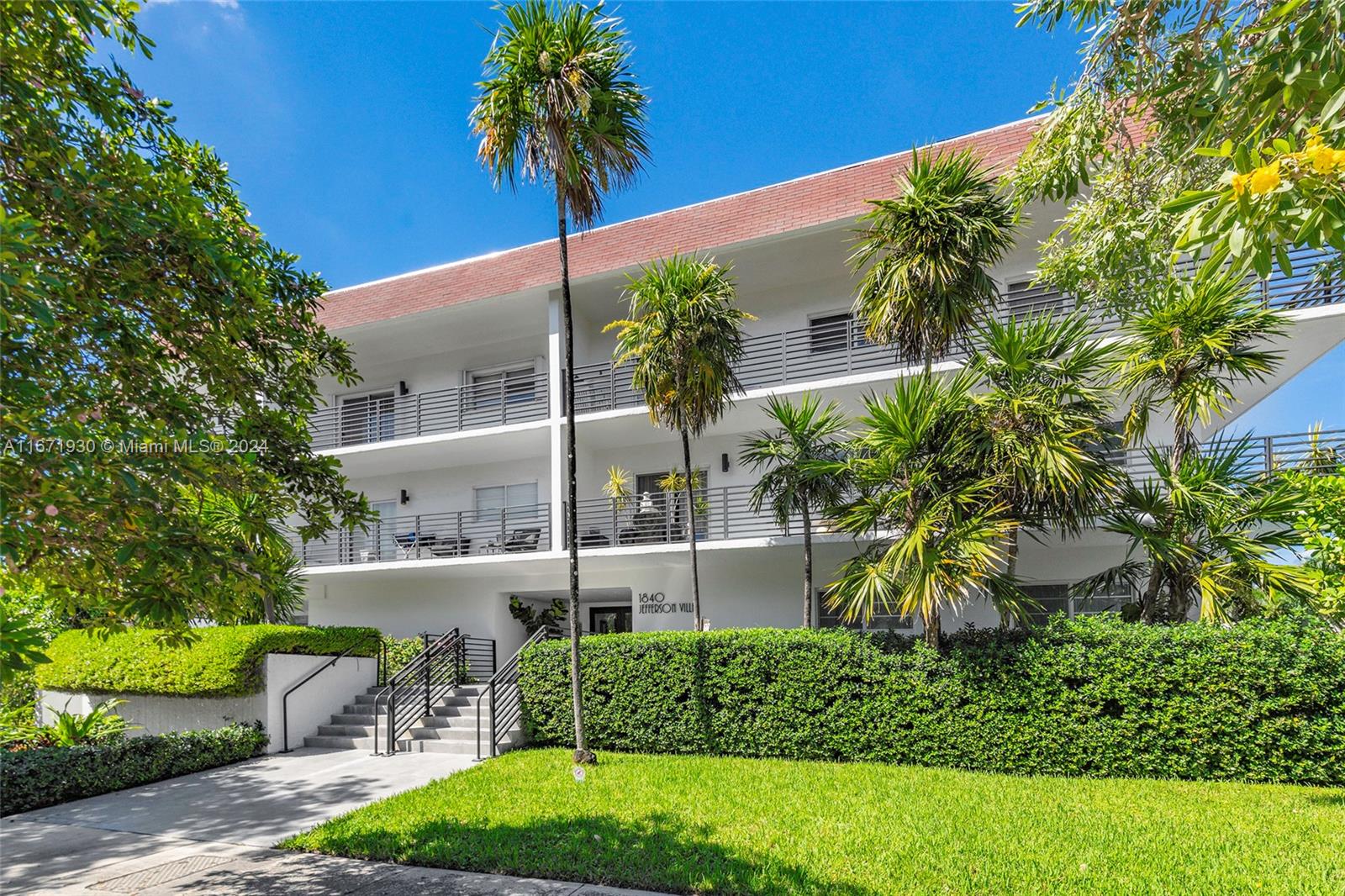 1840 Jefferson Ave # 201