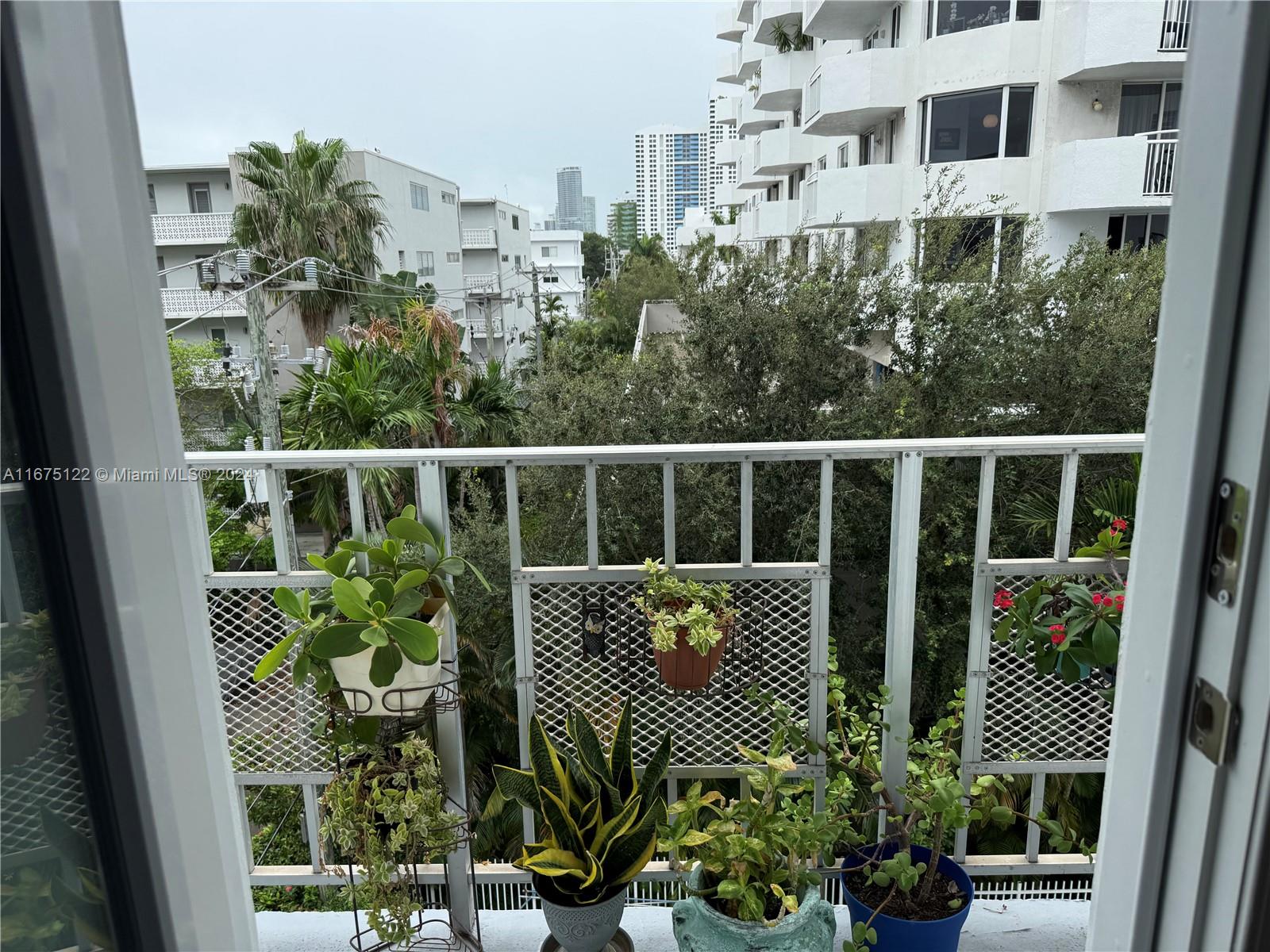 1340 W Lincoln Rd # 509