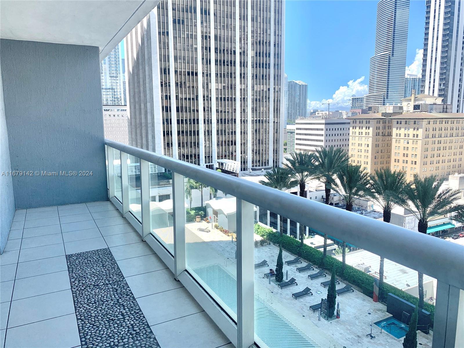 50 Biscayne Blvd # 1603