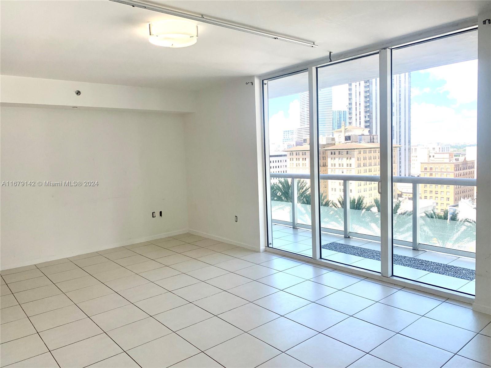 50 Biscayne Blvd # 1603