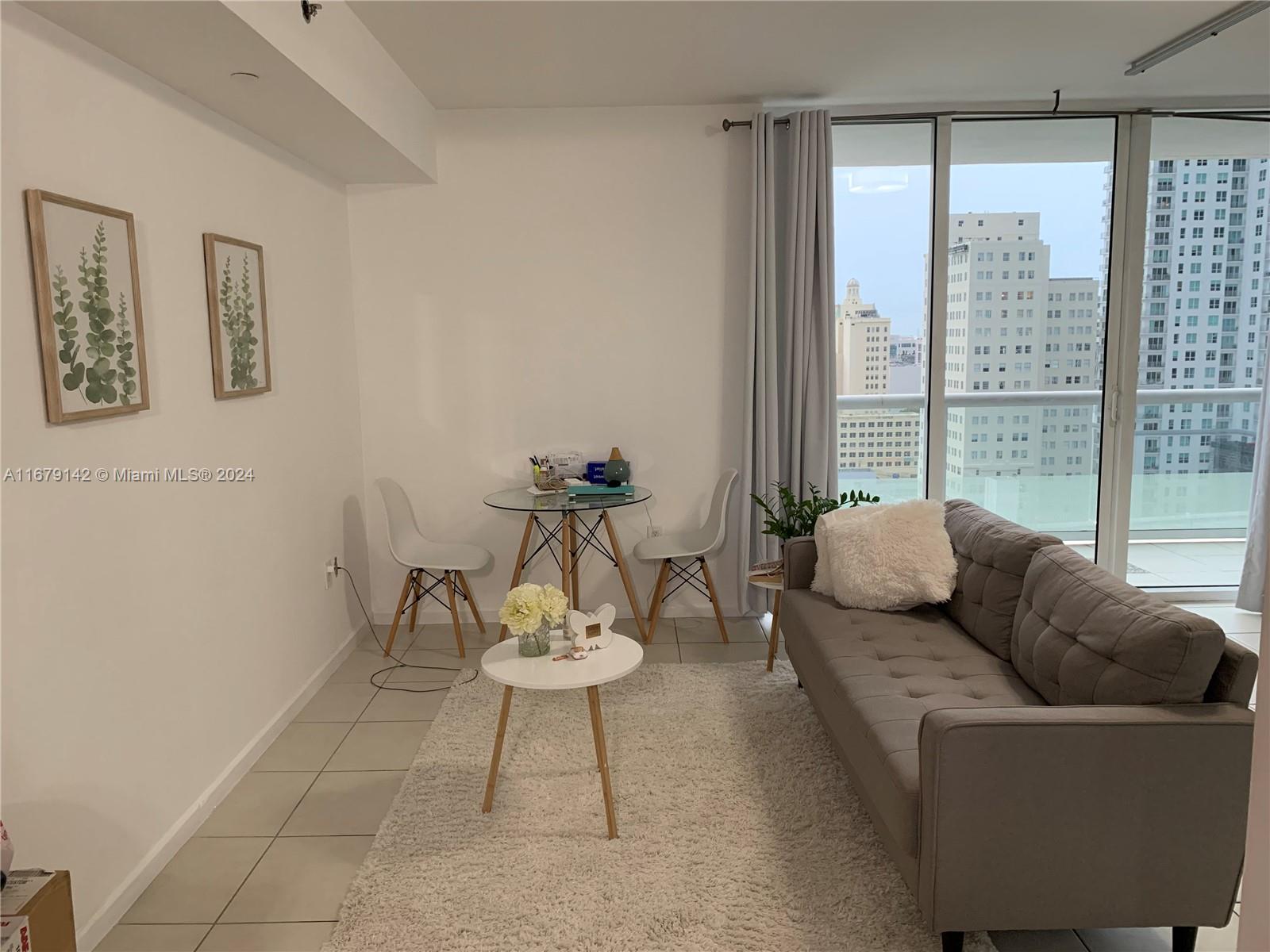 50 Biscayne Blvd # 1603