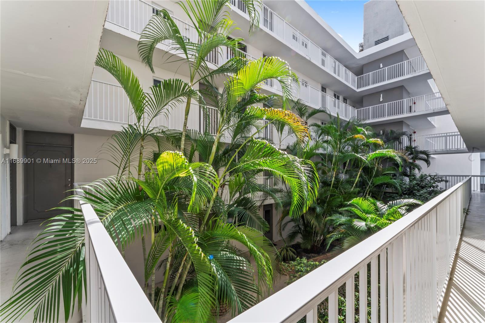 1670 Bay Rd # 3E