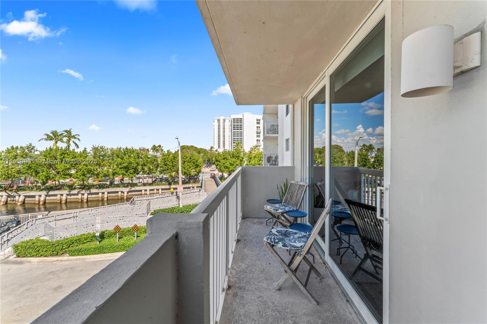 1670 Bay Rd # 3E