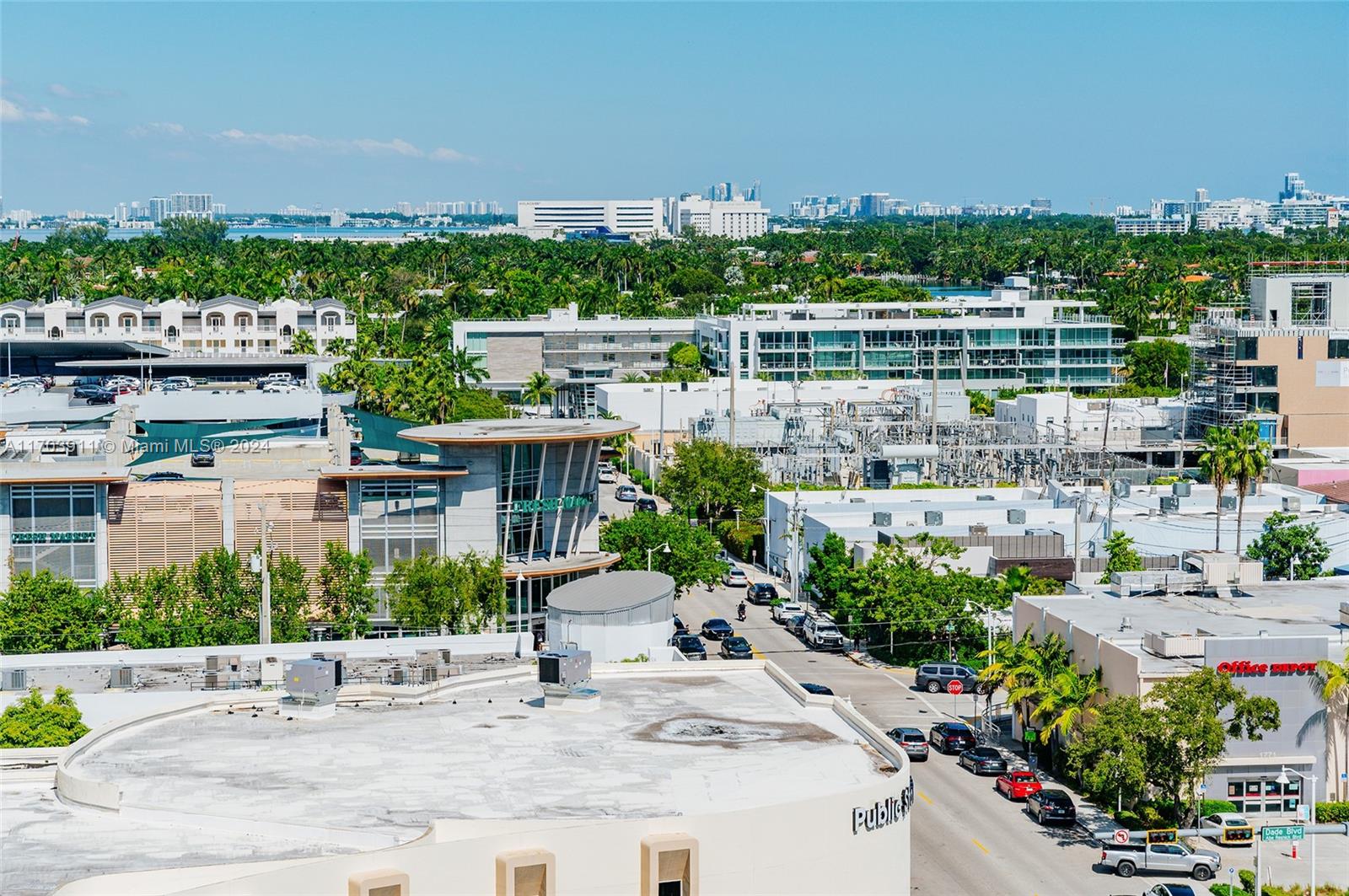 1688 West Ave # 09 Unit: PH-09